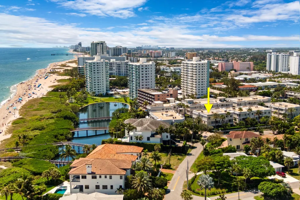 1792 Bay Drive Pompano Beach FL 33062