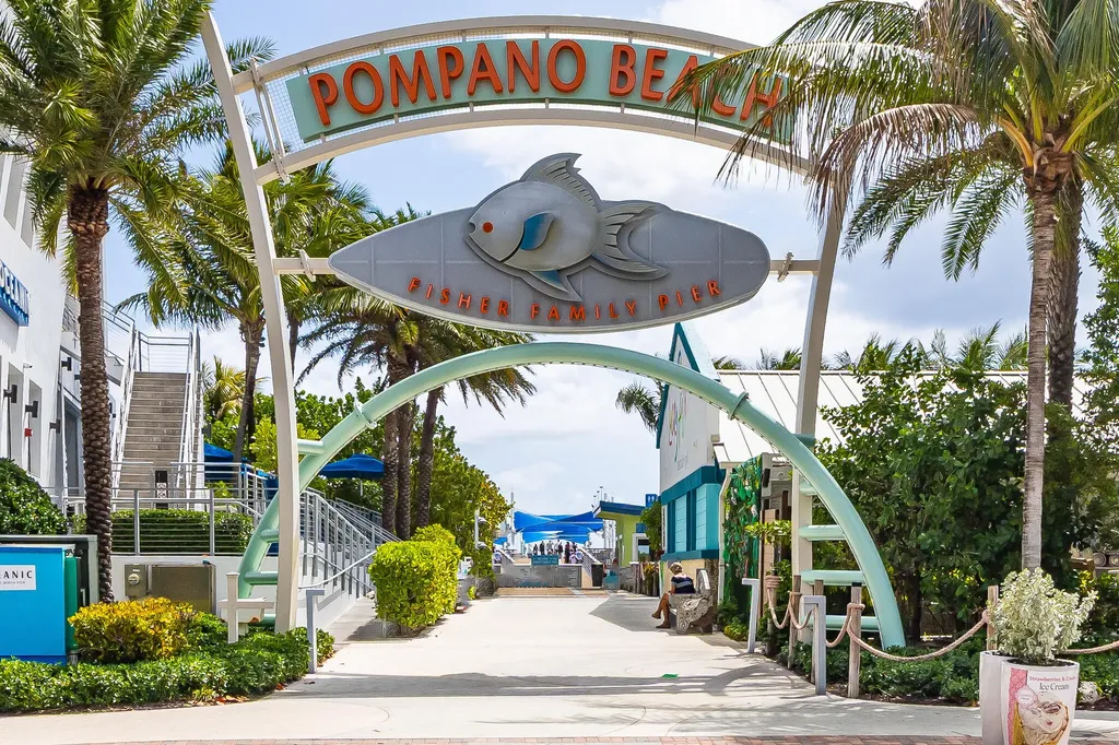 1792 Bay Drive Pompano Beach FL 33062