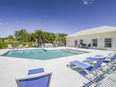 7473 White Oak Lane Vero Beach FL 32966