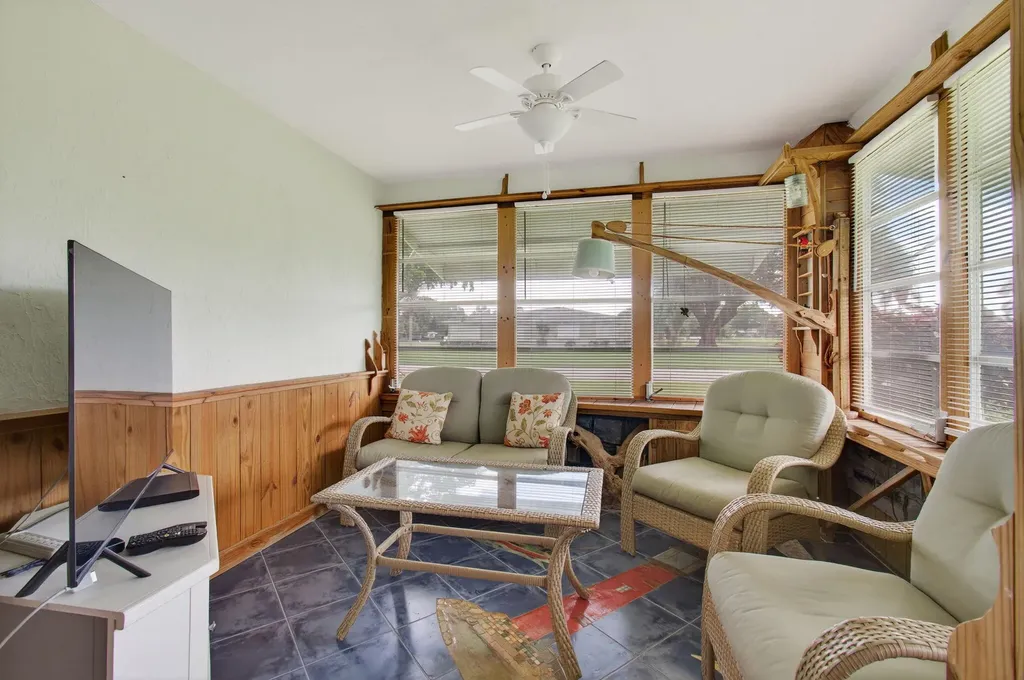 300 High Point Boulevard Delray Beach FL 33445