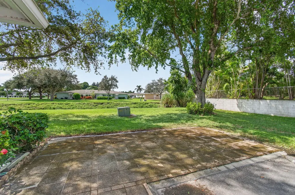 300 High Point Boulevard Delray Beach FL 33445