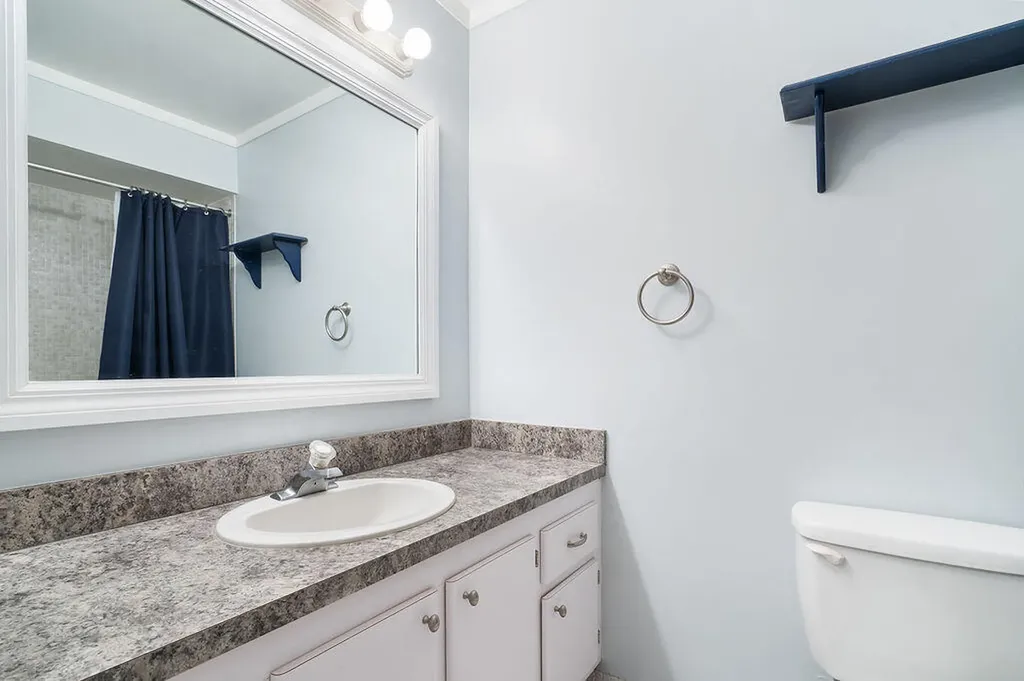2 Greenway Village N Royal Palm Beach FL 33411