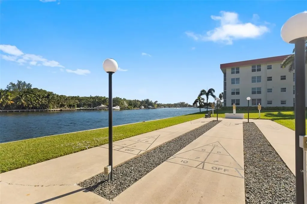 3100 NE 48th Court Lighthouse Point FL 33064