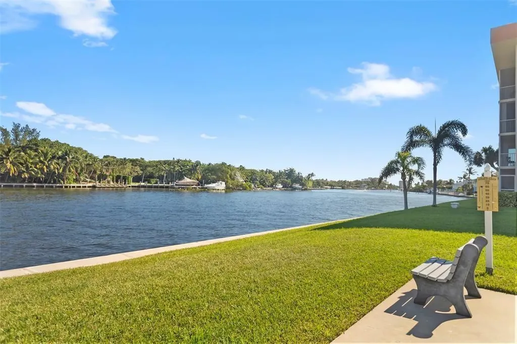 3100 NE 48th Court Lighthouse Point FL 33064