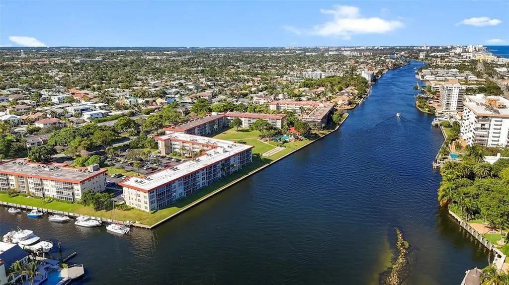 3100 NE 48th Court Lighthouse Point FL 33064