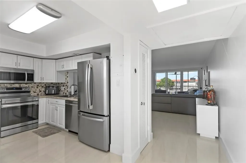 3100 NE 48th Court Lighthouse Point FL 33064