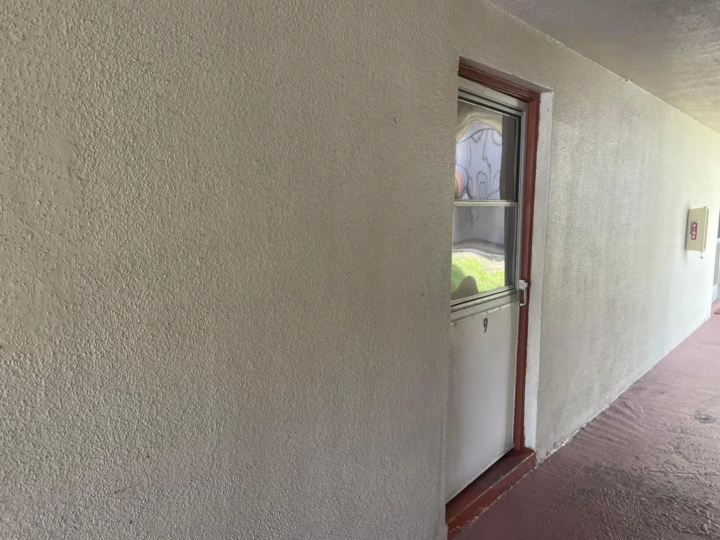 502 Davis Road Palm Springs FL 33461