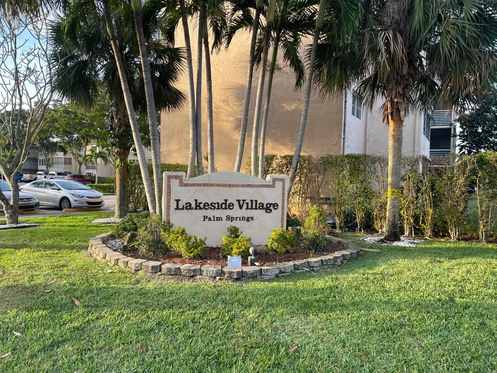 502 Davis Road Palm Springs FL 33461