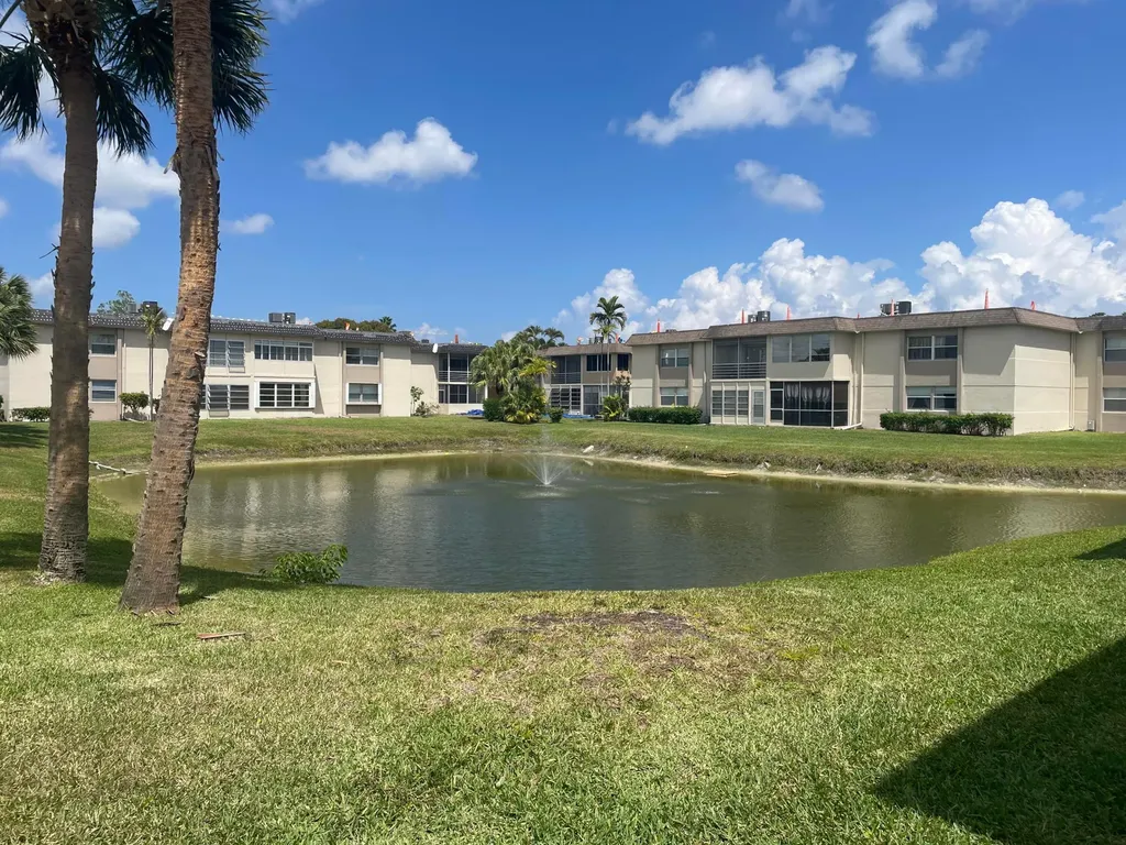 502 Davis Road Palm Springs FL 33461