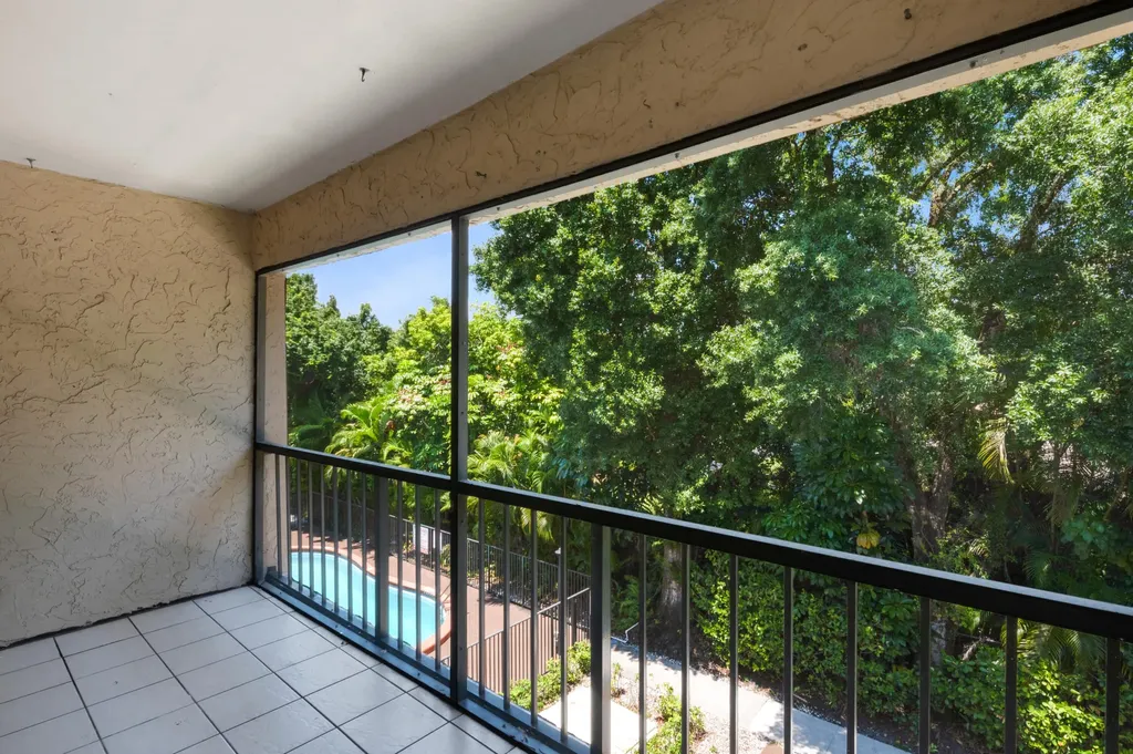 2700 Coral Springs Drive Coral Springs FL 33065
