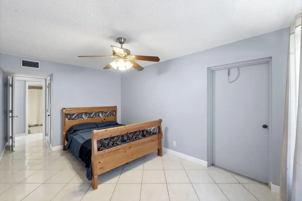 4148 NW 90th Avenue Coral Springs FL 33065