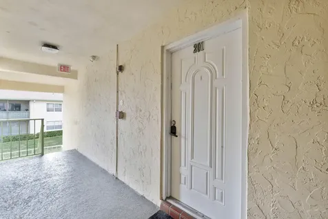 4148 NW 90th Avenue Coral Springs FL 33065