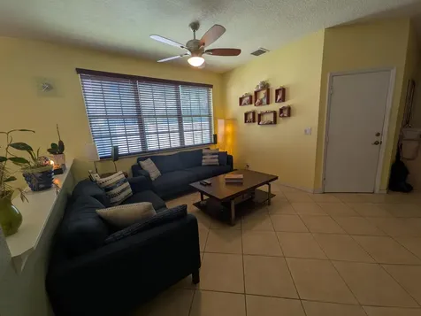 4091 NW 91st Terrace Sunrise FL 33351