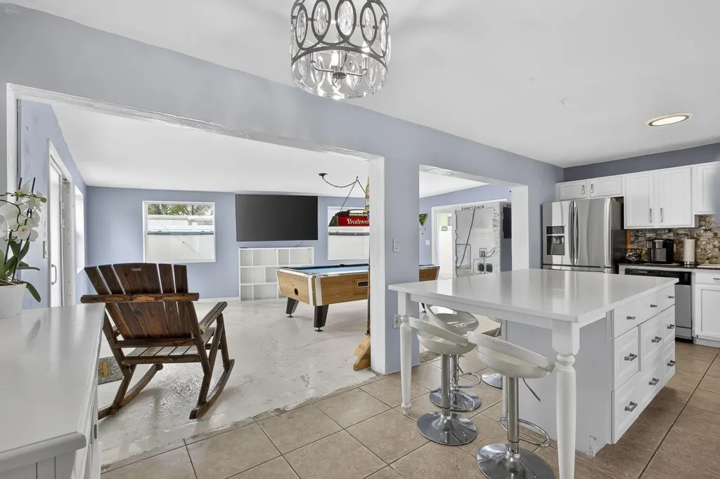 9141 Birmingham Drive Palm Beach Gardens FL 33410