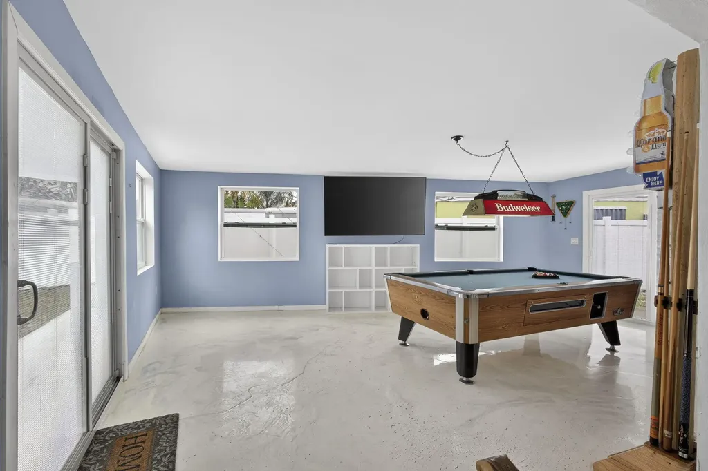 9141 Birmingham Drive Palm Beach Gardens FL 33410