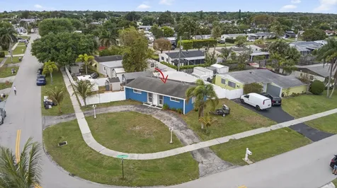9141 Birmingham Drive Palm Beach Gardens FL 33410