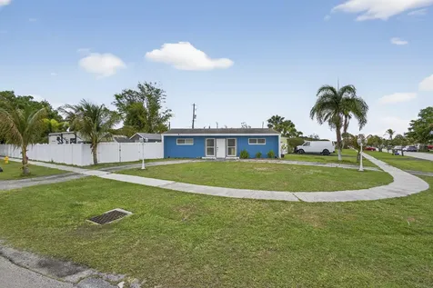 9141 Birmingham Drive Palm Beach Gardens FL 33410