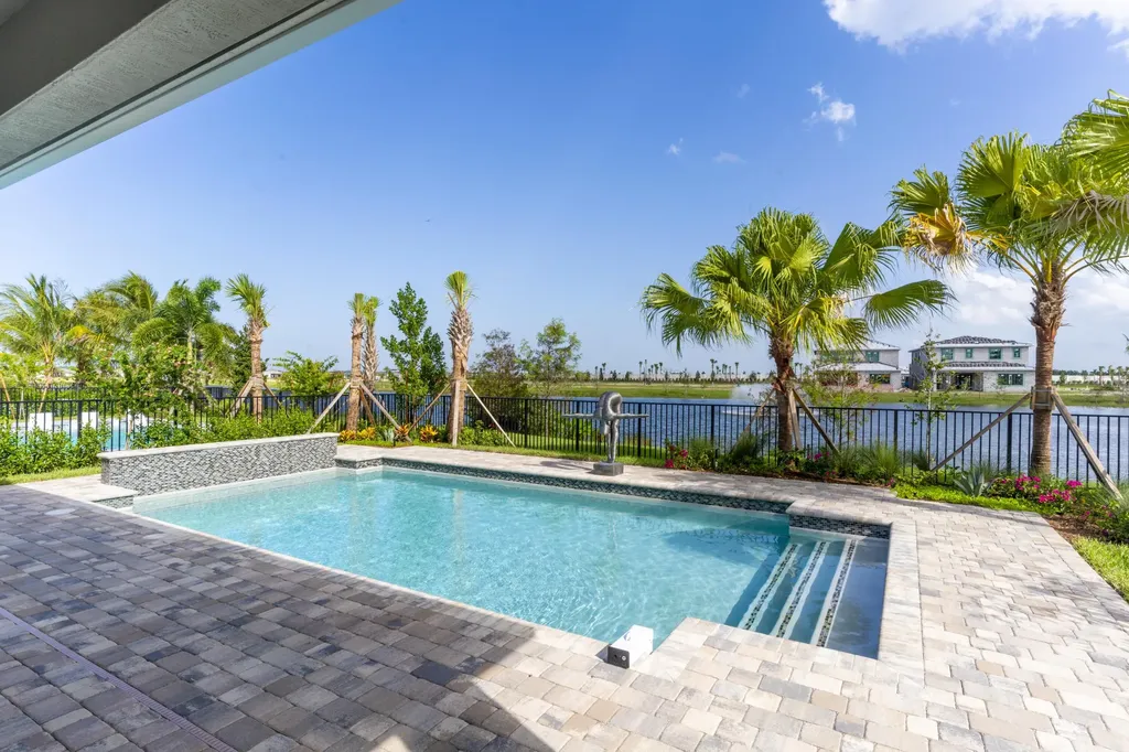 12672 Solana Bay Circle Palm Beach Gardens FL 33412