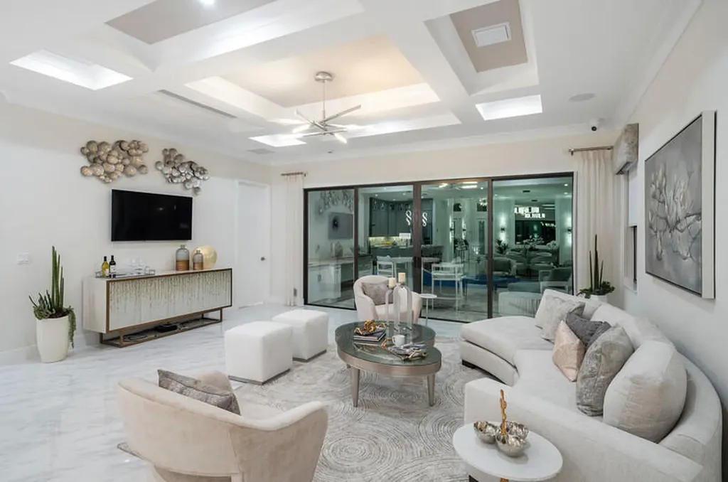 12672 Solana Bay Circle Palm Beach Gardens FL 33412