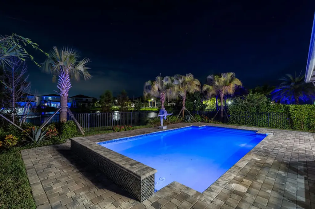 12672 Solana Bay Circle Palm Beach Gardens FL 33412