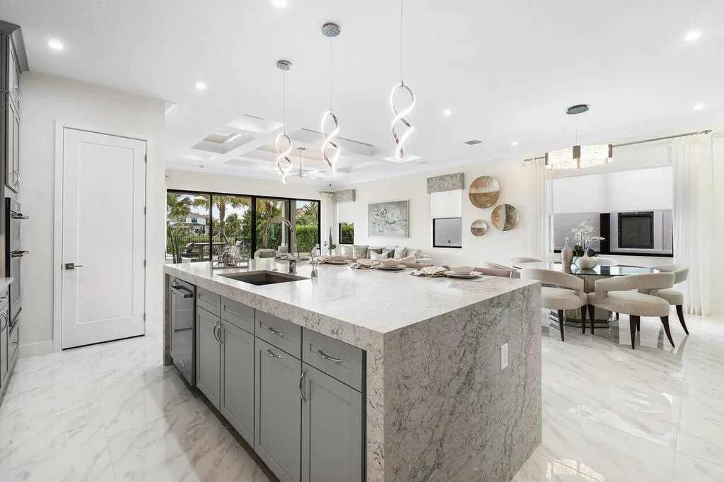 12672 Solana Bay Circle Palm Beach Gardens FL 33412