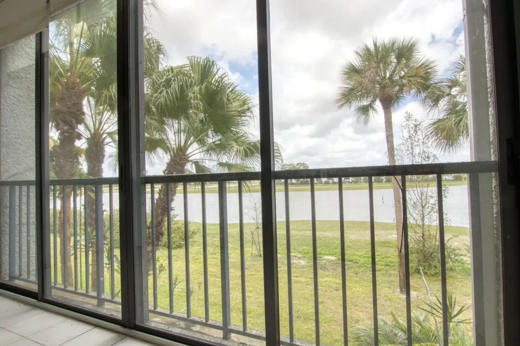 4832 Esedra Court Lake Worth FL 33467