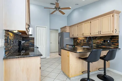 471 SE Ron Rico Terrace Port St Lucie FL 34983