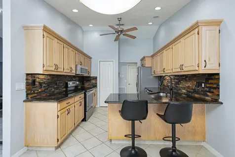471 SE Ron Rico Terrace Port St Lucie FL 34983