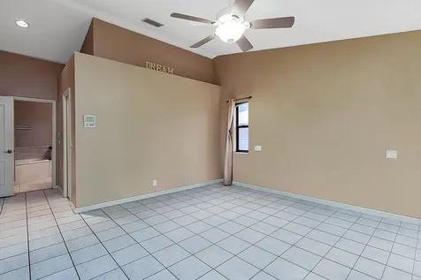 471 SE Ron Rico Terrace Port St Lucie FL 34983