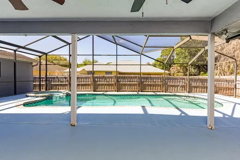 471 SE Ron Rico Terrace Port St Lucie FL 34983