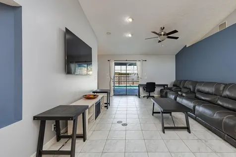 471 SE Ron Rico Terrace Port St Lucie FL 34983