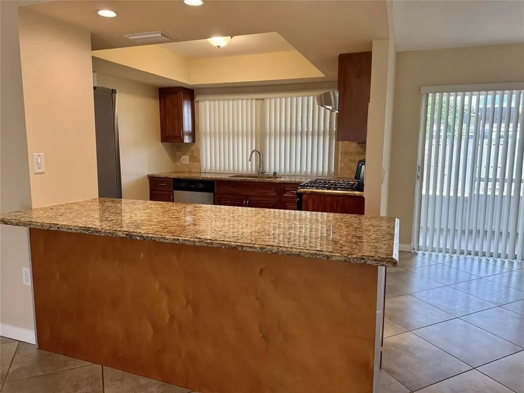 11741 NW 30th Place Sunrise FL 33323