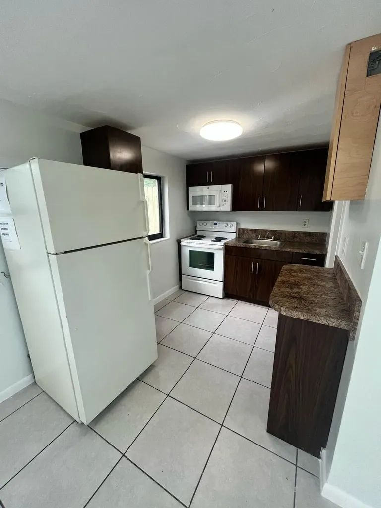 1113 SW 15th Terrace Fort Lauderdale FL 33312