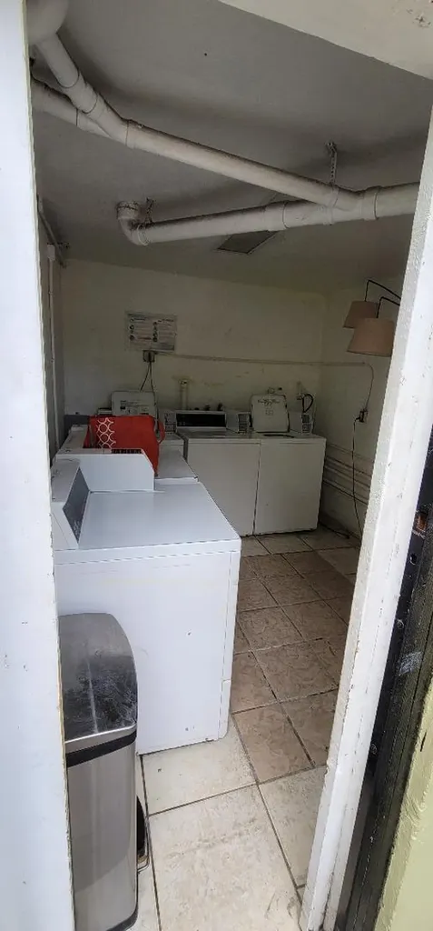 1113 SW 15th Terrace Fort Lauderdale FL 33312