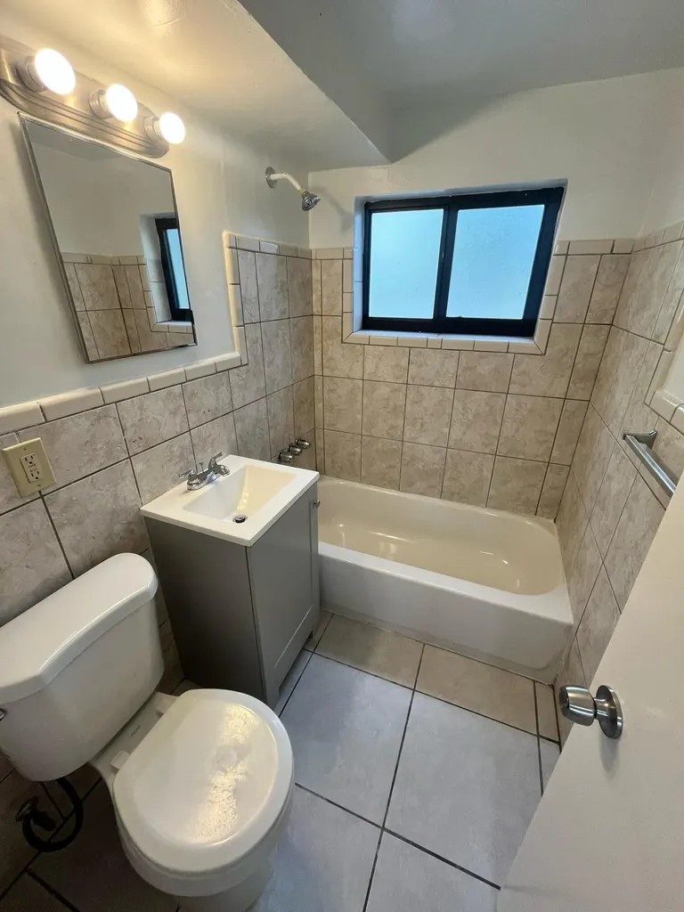 1113 SW 15th Terrace Fort Lauderdale FL 33312