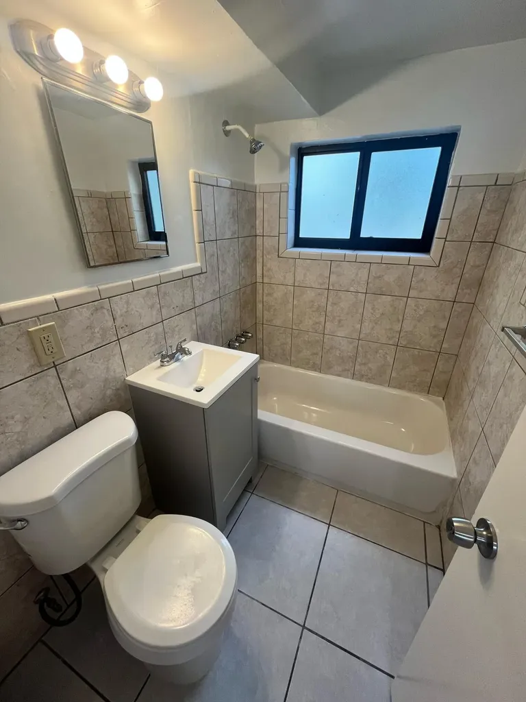1113 SW 15th Terrace Fort Lauderdale FL 33312