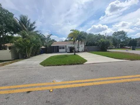 1600 NW 2nd Avenue Fort Lauderdale FL 33311