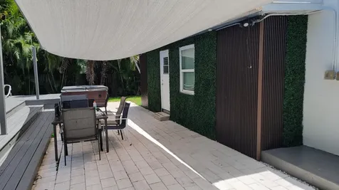 1600 NW 2nd Avenue Fort Lauderdale FL 33311