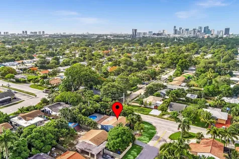 1600 NW 2nd Avenue Fort Lauderdale FL 33311