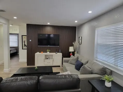 1600 NW 2nd Avenue Fort Lauderdale FL 33311