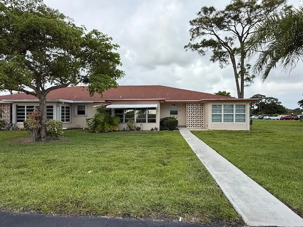 4755 NW 3rd Court Delray Beach FL 33445