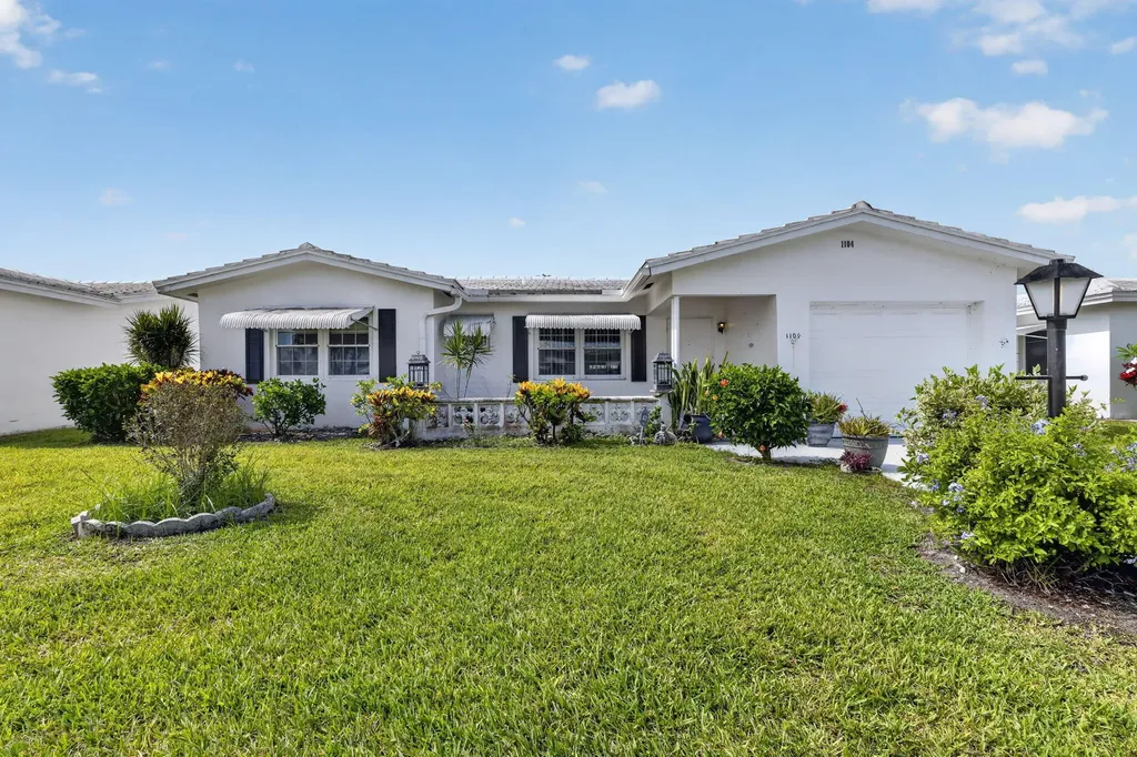 1104 W Ocean Avenue Boynton Beach FL 33426