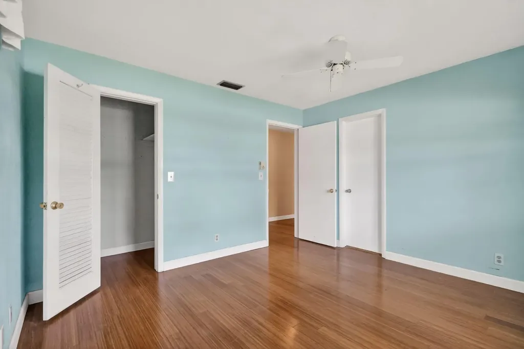 1104 W Ocean Avenue Boynton Beach FL 33426