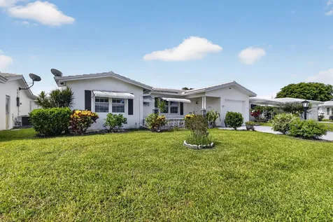 1104 W Ocean Avenue Boynton Beach FL 33426