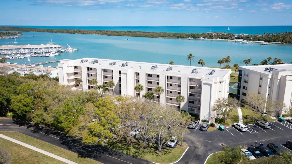 300 Intracoastal Place Jupiter FL 33469