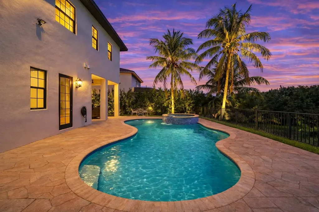 10221 Majestic Trail Parkland FL 33076