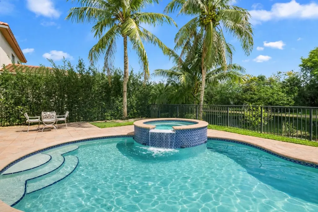 10221 Majestic Trail Parkland FL 33076