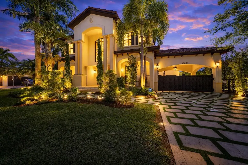 10221 Majestic Trail Parkland FL 33076
