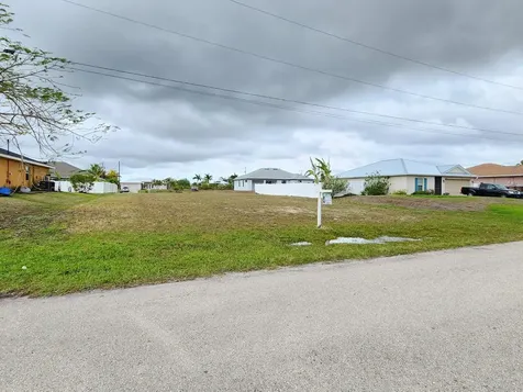 3222 NE 13th Court Cape Coral FL 33909