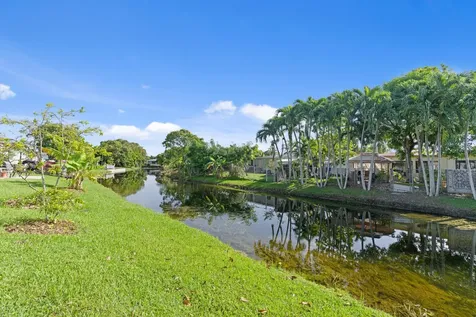 4300 NW 45th Terrace Lauderdale Lakes FL 33319